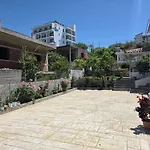 Guesthouse Veliaj